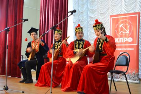 В Сарпинском районе Калмыкии прошло торжественное собрание, посвященное 100-летию ВЛКСМ