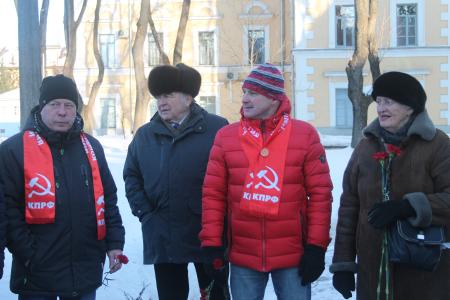 День памяти вождя трудового народа в Пскове