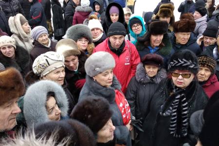 КПРФ возглавила протест против мусорной реформы в Тюмени