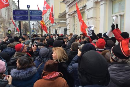 Д.А. Парфенов принял участие во встрече с москвичами, протестующими против Ельцин-центра
