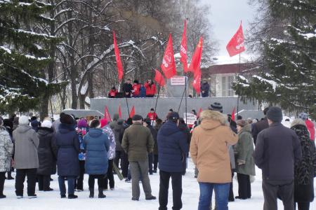 Самарская область. Митинг против роста цен и мусорной реформы прошел в Жигулевске