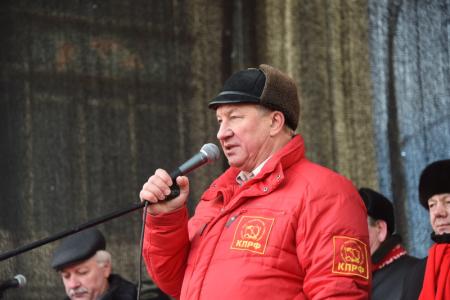 «Армия и народ должны быть едины!» Шествие и митинг в Москве