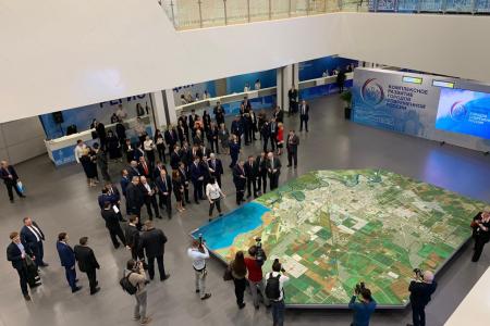 Николай Харитонов принял участие в работе Всероссийского общественно-политического форума «Комплексное развитие городов современной России: проблемы и пути решения»