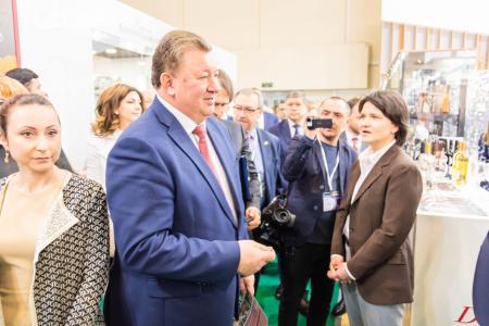 В.И. Кашин принял участие в торжественной церемонии открытия 26-й международной выставки «ПРОДЭКСПО-2019»