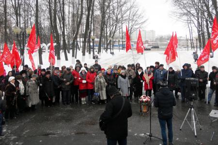 Коммунисты Ивановской области отметили 134-ю годовщину со Дня рождения М.В. Фрунзе