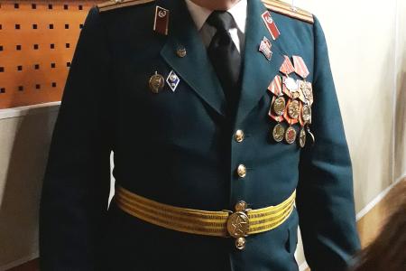 Оренбургские коммунисты организовали праздничный концерт-поздравление с 23 февраля