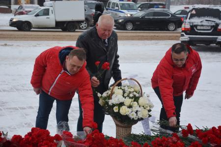 Оренбуржцы почтили память павших бойцов