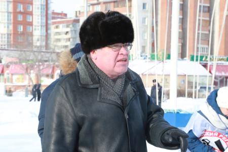 Коммунисты Омска приняли участие в акции "Россия - не помойка"