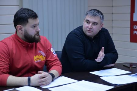 Коммунисты готовят депутатов в молодежный парламент Новосибирской области 