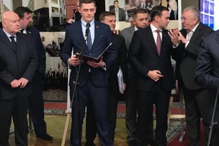 Юрий Афонин принял участие в открытии выставки, посвященной 25-летию Мосгордумы