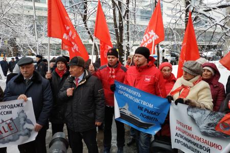 Д.А. Парфенов: Ключевые отрасли, в том числе и производство алюминия, должны быть национализированы