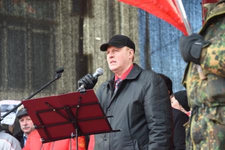 «Армия и народ должны быть едины!» Шествие и митинг в Москве