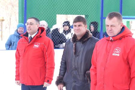 Оренбургские коммунисты провели очередной футбольный турнир