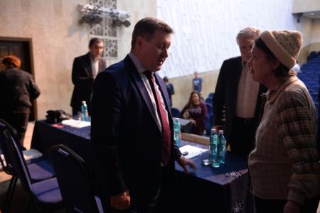 Новосибирские коммунисты приняли отчет Анатолия Локтя за 5 лет работы на посту мэра 