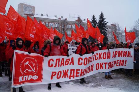 «Нет коммунальному террору!». Митинг нижегородских коммунистов 