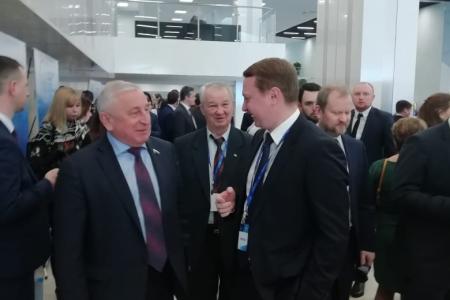 Николай Харитонов принял участие в работе Всероссийского общественно-политического форума «Комплексное развитие городов современной России: проблемы и пути решения»