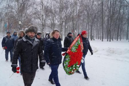 Нижегородские коммунисты почтили память воинов-интернационалистов