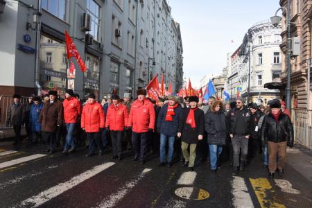 «Армия и народ должны быть едины!» Шествие и митинг в Москве