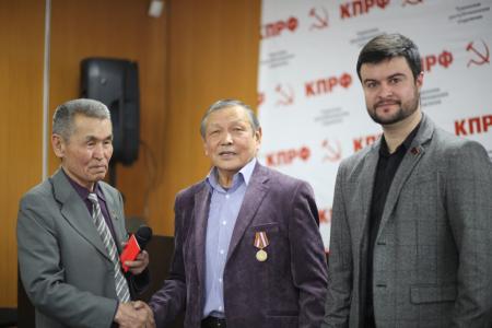 В Туврескоме КПРФ в рамках празднования 74-летия Великой Победы прошла конференция общественного движения "Дети Войны"
