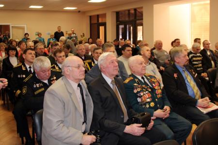 День Советской Армии и Военно-Морского Флота в Челябинске