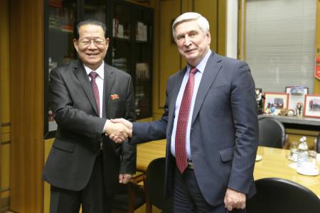 Иван Мельников принял Посла КНДР в России