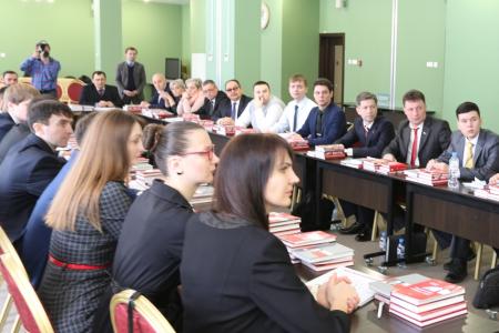 Г.А. Зюганов открыл обучение представителей СКП-КПСС в учебном центре КПРФ