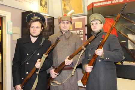 В Самаре отметили День рождения М.В. Фрунзе
