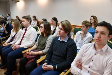 В канун 150-летия Н.К. Крупской КПРФ в Госдуме провела круглый стол «Н.К. Крупская – революционер, государственник, педагог»