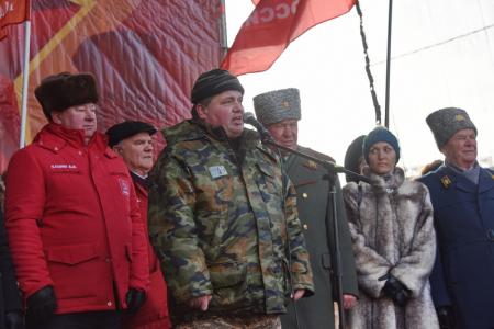 «Армия и народ должны быть едины!» Шествие и митинг в Москве