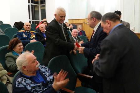 Коммунисты Ленобласти: сильная армия — залог безопасности России!