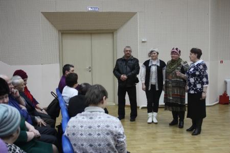 Депутат-коммунист Тюменской областной Думы Т.Н. Казанцева встретилась с жителями рабочего поселка Голышманово