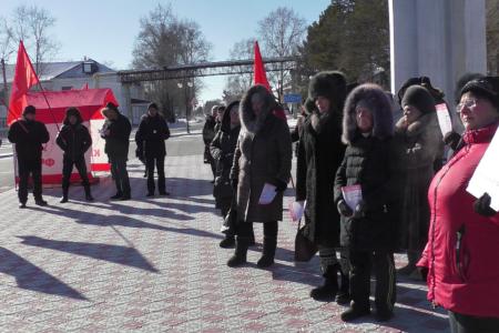 Амурская область. Митинг КПРФ против «мусорной аферы» в Шимановске состоялся вопреки противодействию городских властей