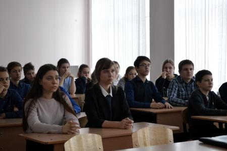 Орловские коммунисты встретились со школьниками в день юного героя-антифашиста