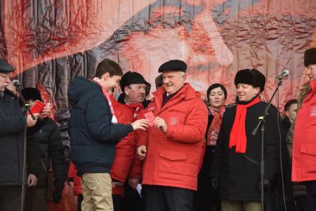 «Армия и народ должны быть едины!» Шествие и митинг в Москве