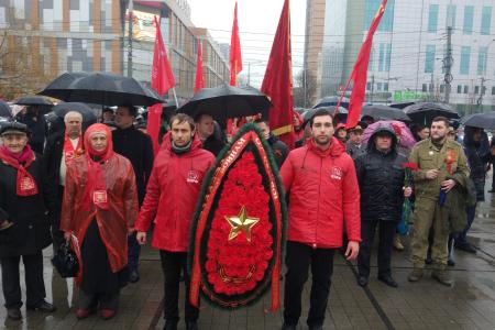 Краснодарский край. Активисты КПРФ и Союза Советских офицеров отметили День Красной Армии и выступили с протестом против политических репрессий