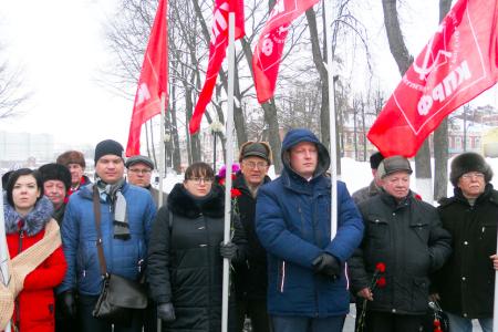 Коммунисты Ивановской области отметили 134-ю годовщину со Дня рождения М.В. Фрунзе