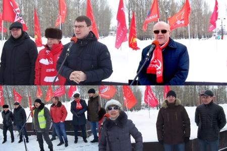 Татарстан, Казань: «Чужой земли мы не хотим ни пяди, но и своей вершка не отдадим!»