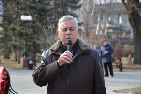 В Астрахани состоялся митинг в честь Дня Советской Армии и Военно-Морского Флота