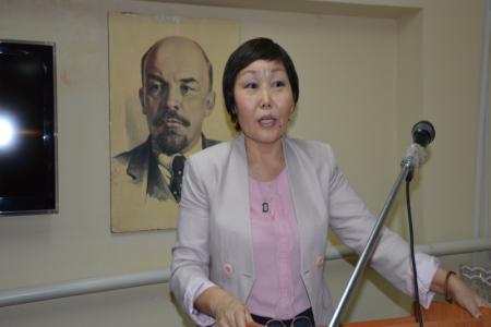 Коммунисты Калмыкии провели торжественное собрание, посвященное Международному женскому дню