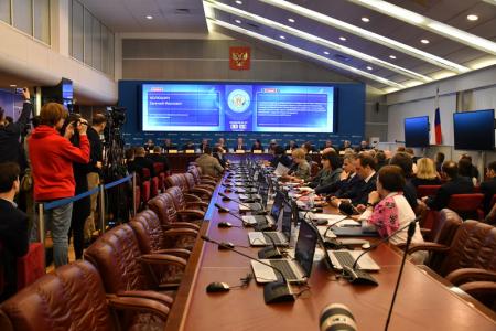 Спектакль российской «демократии»