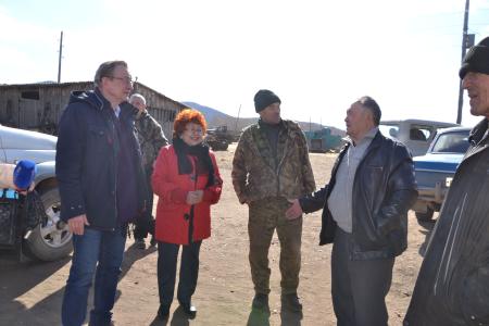 Владимир Поздняков посетил животноводческие стоянки в Забайкалье