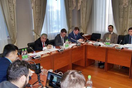В Госсовете Татарстана коммунисты вновь обсудили проблему льготного проезда для студентов