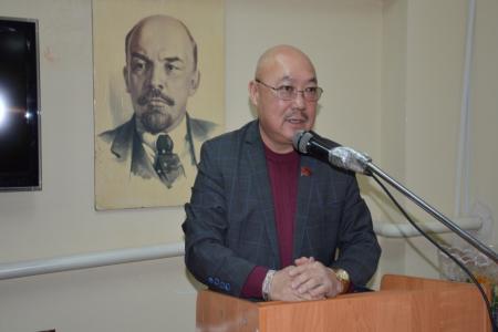Коммунисты Калмыкии провели торжественное собрание, посвященное Международному женскому дню