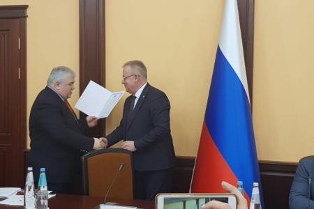 Казбек Тайсаев прибыл с рабочим визитом на Донбасс