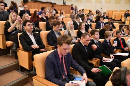 В Госдуме прошел круглый стол на тему «Суверенный интернет: перспектива и реальность»