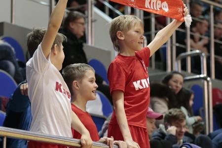 МФК КПРФ продолжает лидировать в чемпионате Суперлиги по мини-футболу!