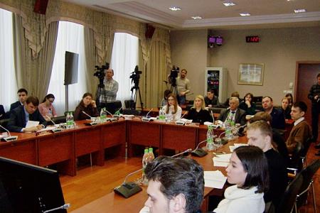 В Госсовете Татарстана коммунисты вновь обсудили проблему льготного проезда для студентов
