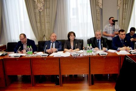 В Государственном Совете Республики Татарстан  коммунисты провели круглый стол