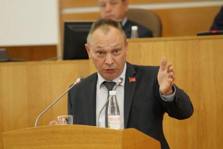 Вологодская область. КПРФ через МВД выявила заказчика скандальных буклетов, восхваляющих местного губернатора