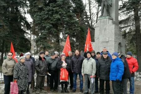 Нижегородские коммунисты приняли участие во всероссийской акции протеста